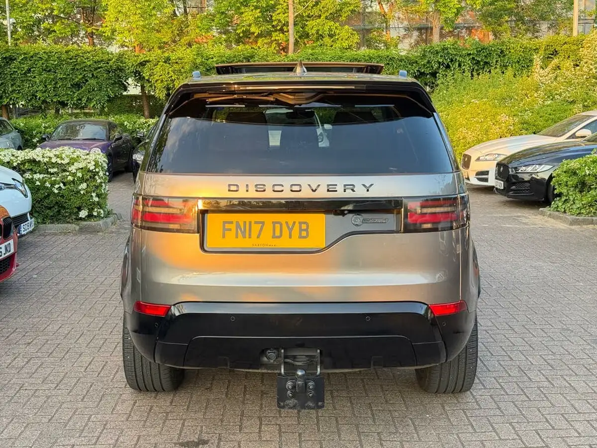 2017-land-rover-discovery-30td6-first-edition-big-6