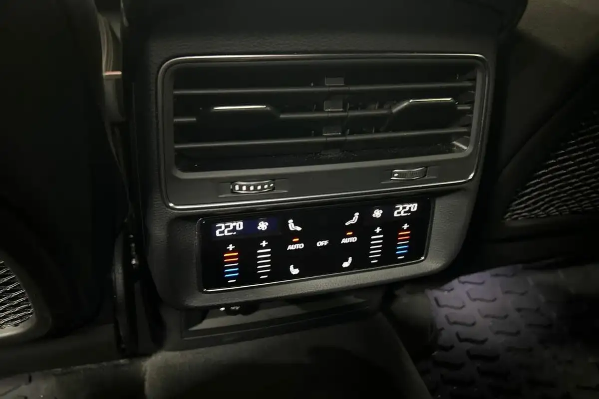 2019-audi-q8-30-50-tdi-vorsprung-big-21
