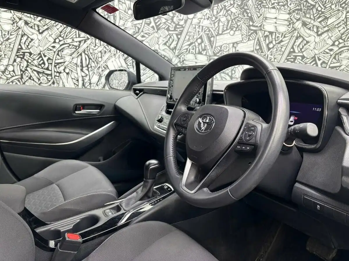 2021-toyota-corolla-18-vvt-i-icon-tech-spare-wheel-touring-sports-5d-big-24