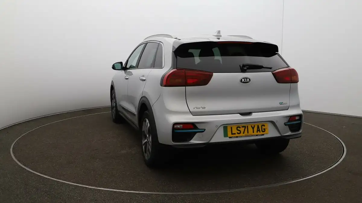 2021-kia-e-niro-ev-4-big-63