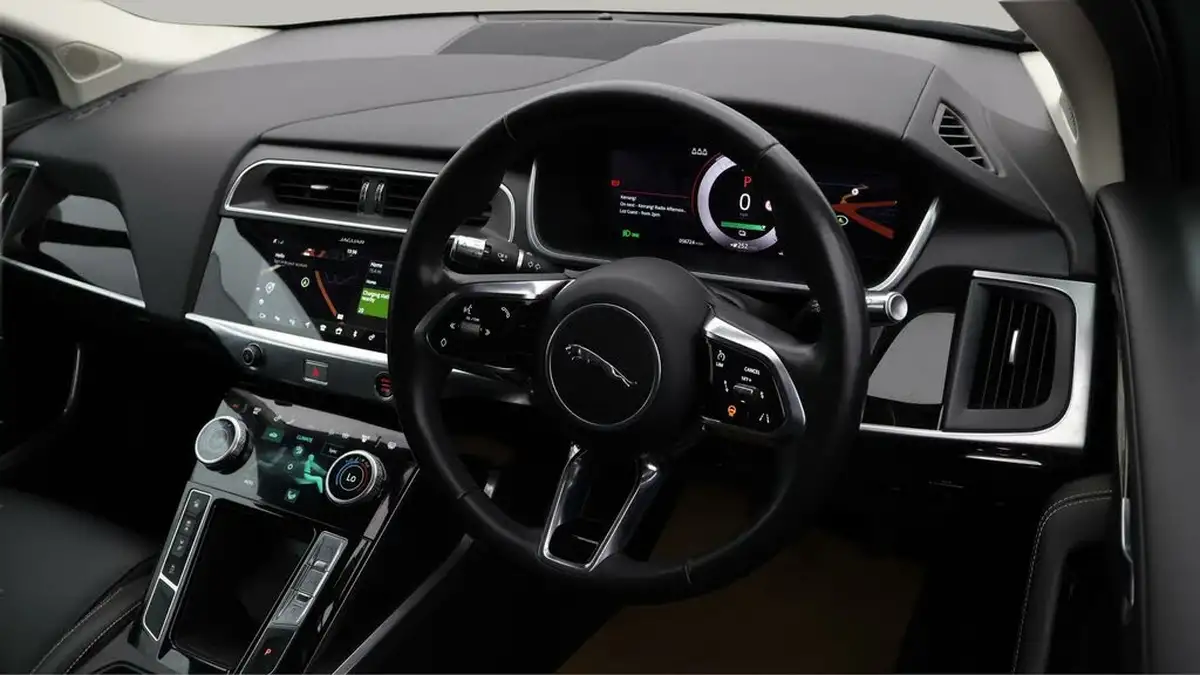 2019-jaguar-i-pace-ev400-hse-big-8