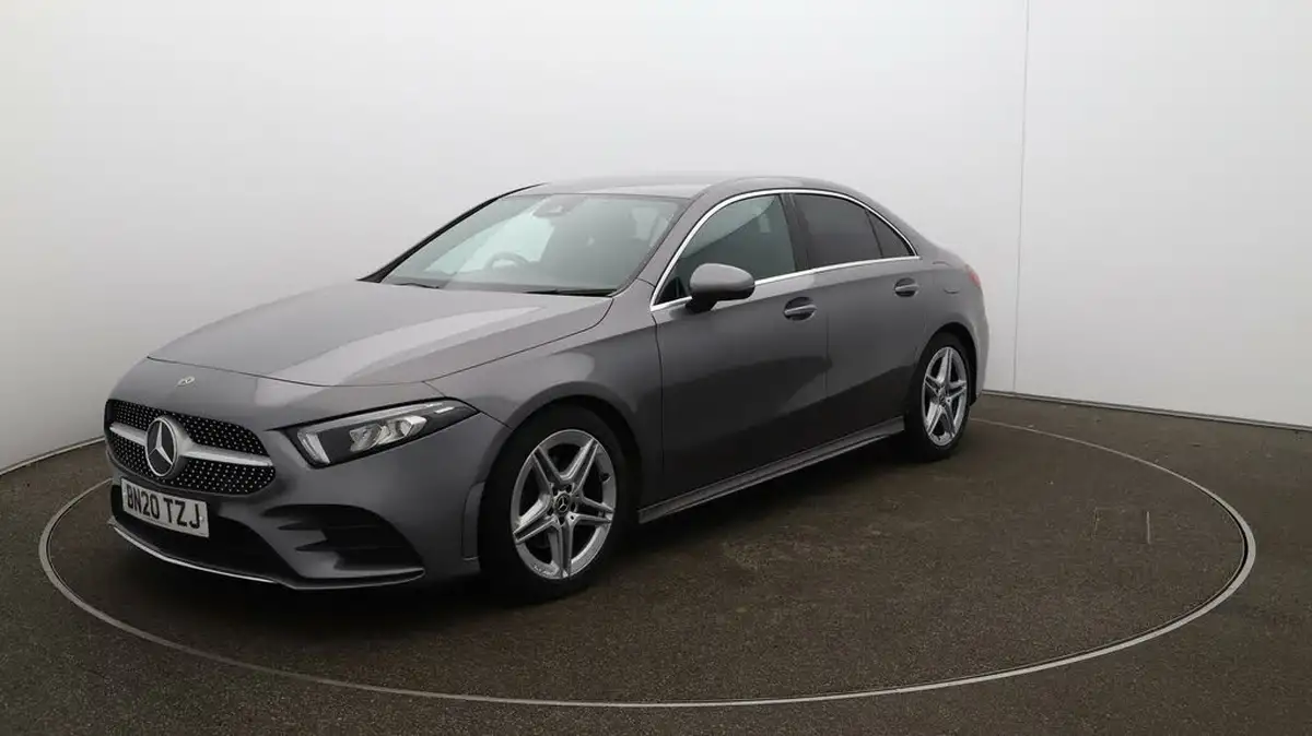 2020-mercedes-benz-a-class-13-a200-amg-line-saloon-4d-7g-dct-big-67