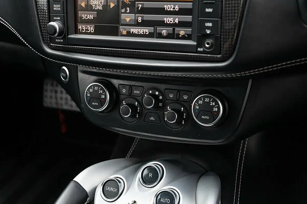 2012-ferrari-ff-63-big-18
