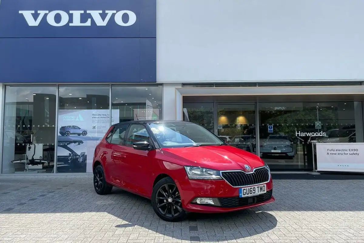 2019-skoda-fabia-10-tsi-colour-edition-big-0