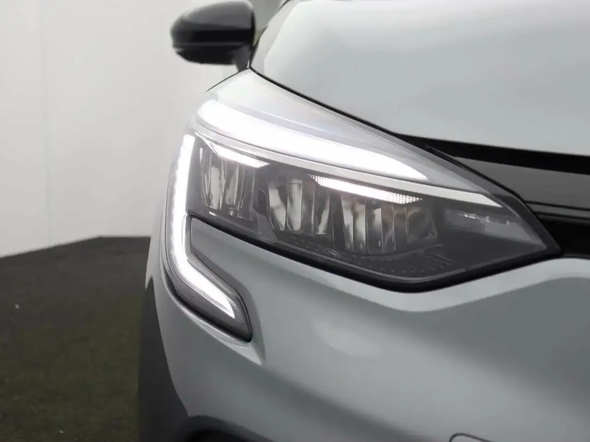 2023-renault-clio-16-engineered-big-49