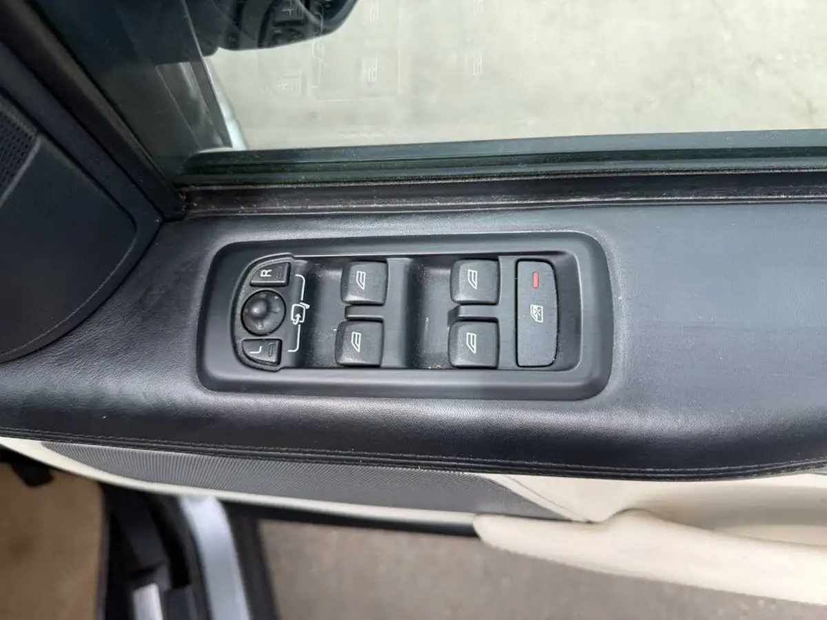 2009-land-rover-range-rover-sport-30td-hse-big-27