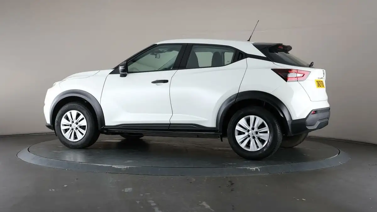 2021-nissan-juke-10-dig-t-visia-big-71