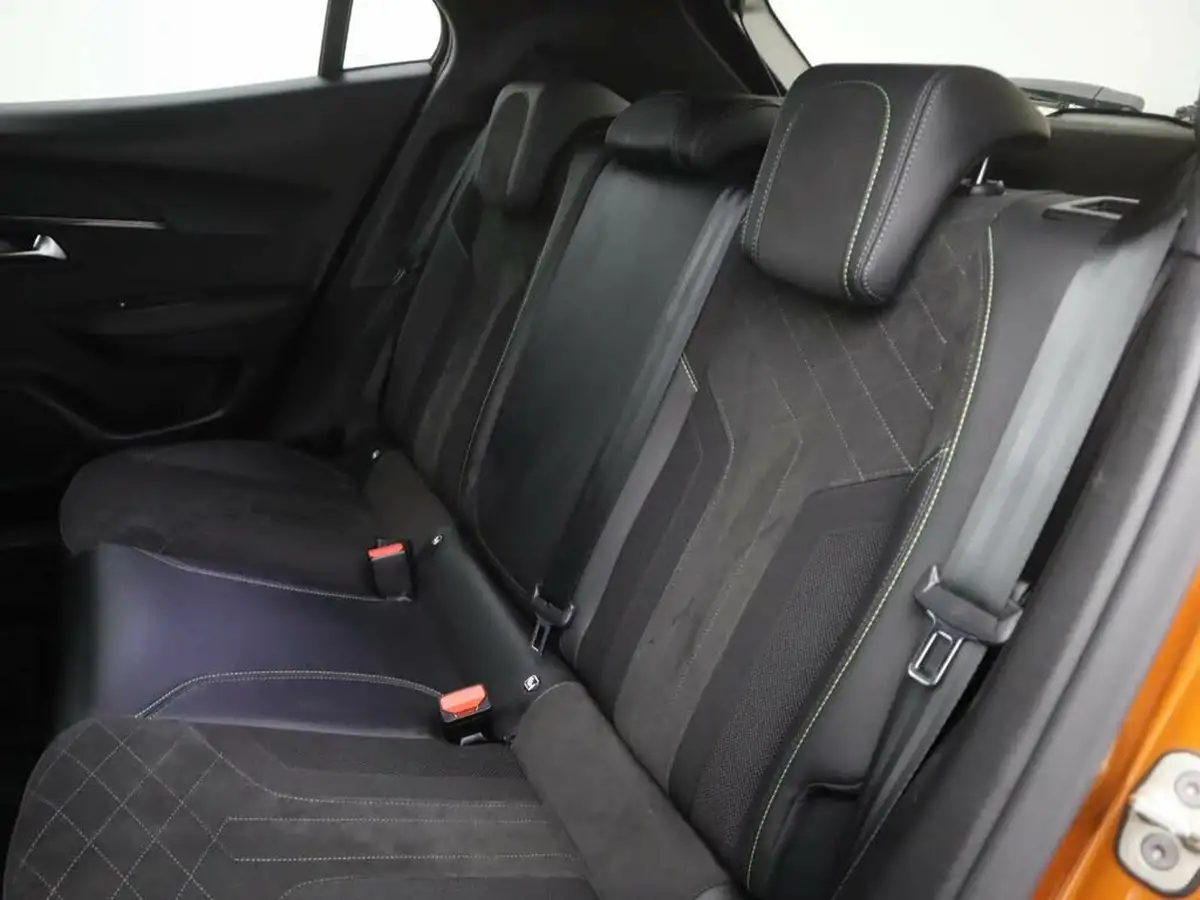 2021-peugeot-2008-suv-12-puretech-gt-premium-130bhp-big-14