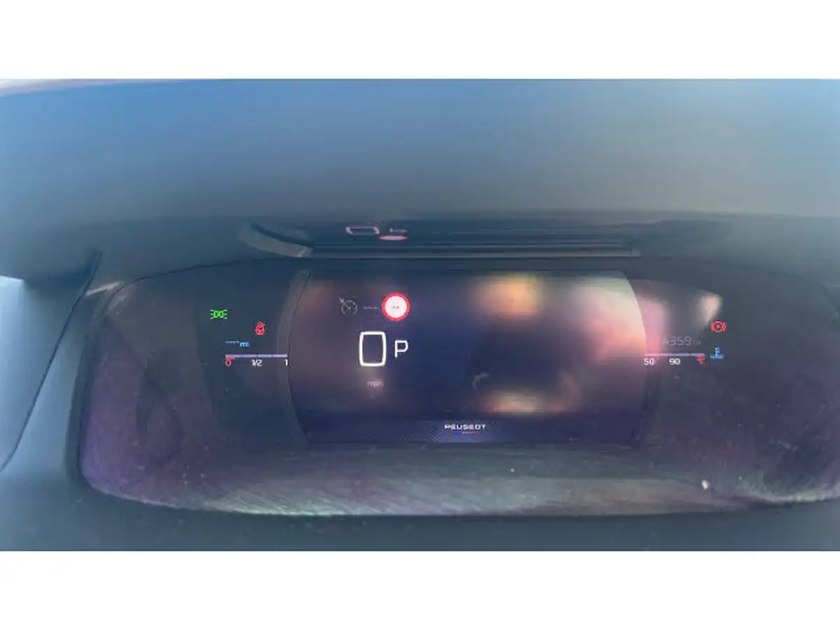 2024-peugeot-2008-suv-12-puretech-gt-130ps-eat8-big-17