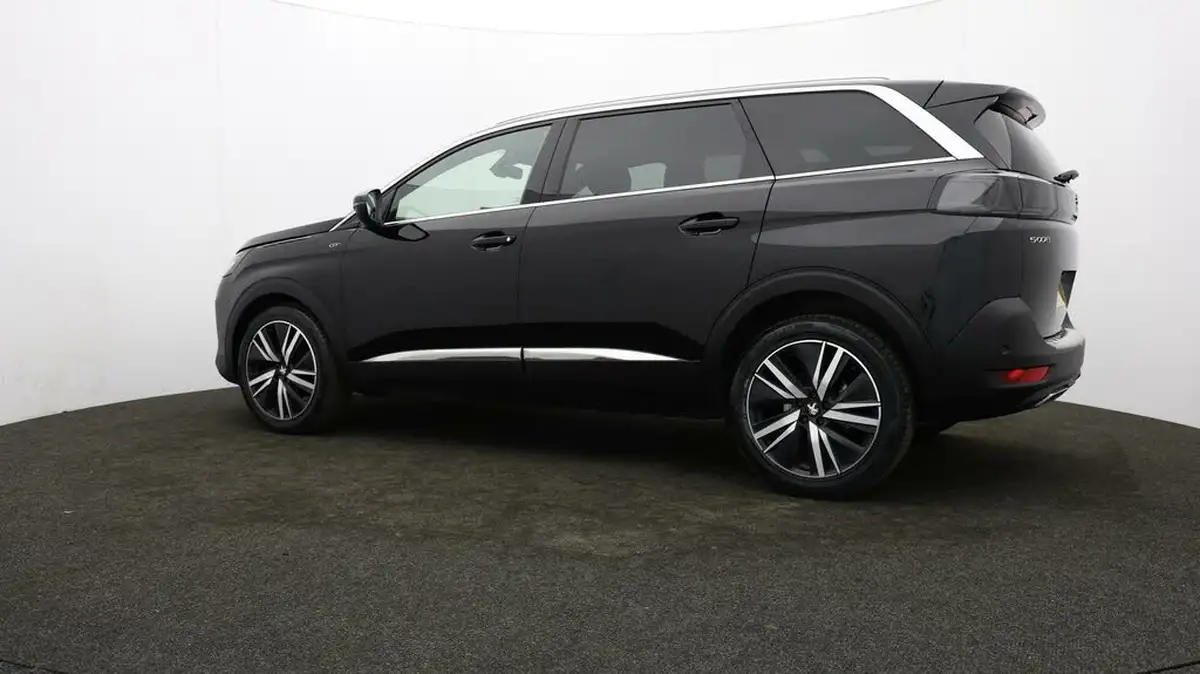 2021-peugeot-5008-suv-12-puretech-gt-premium-big-70