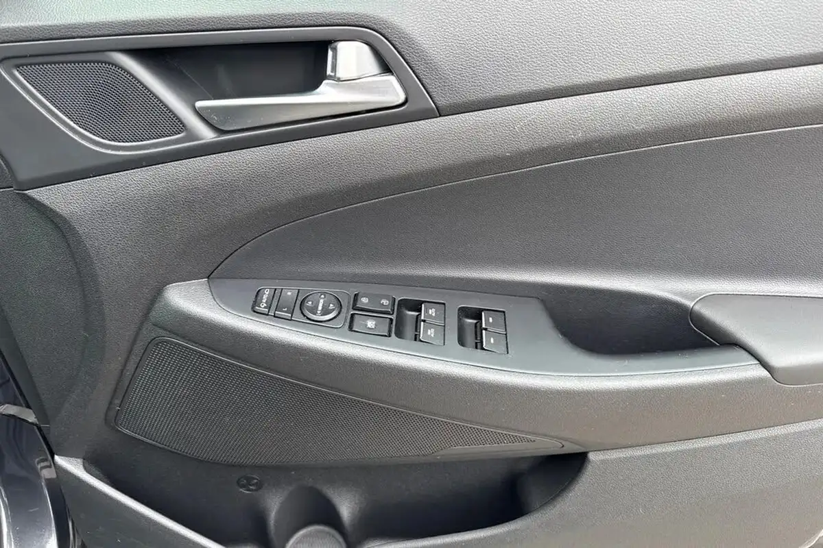 2021-hyundai-tucson-16crdi-se-nav-115ps-big-20