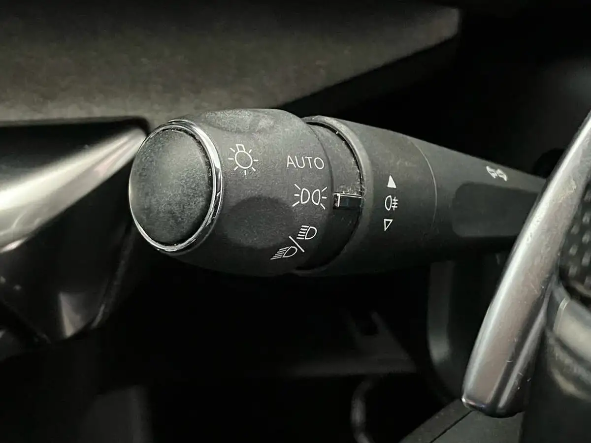 2022-peugeot-5008-suv-20-bluehdi-gt-180bhp-big-41
