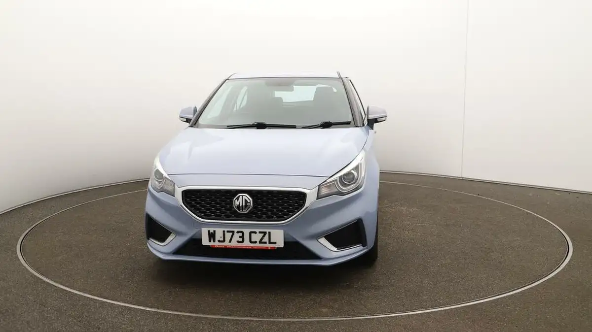 2023-mg-mg3-15-vti-tech-exclusive-nav-big-35