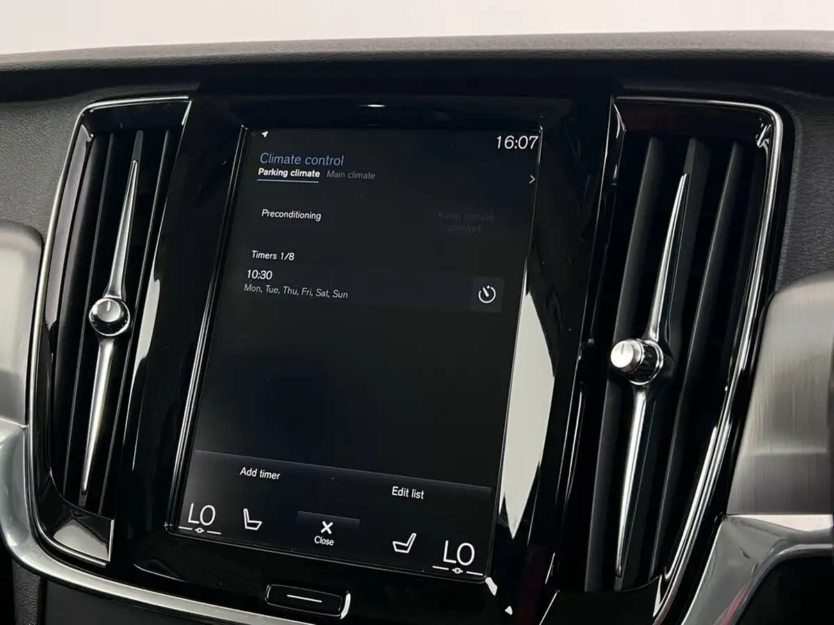 2020-volvo-s90-20td-d4-momentum-plus-big-36