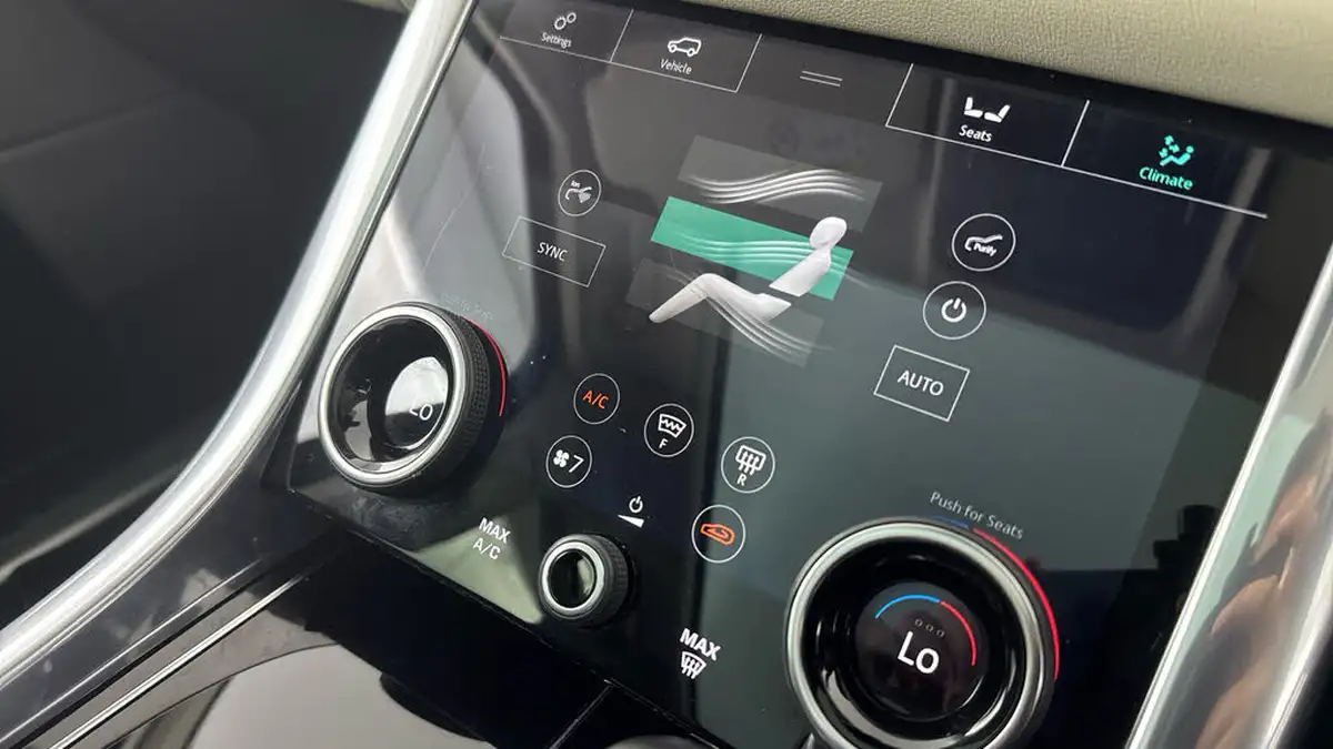 2021-land-rover-range-rover-sport-30-d300-hse-silver-big-18
