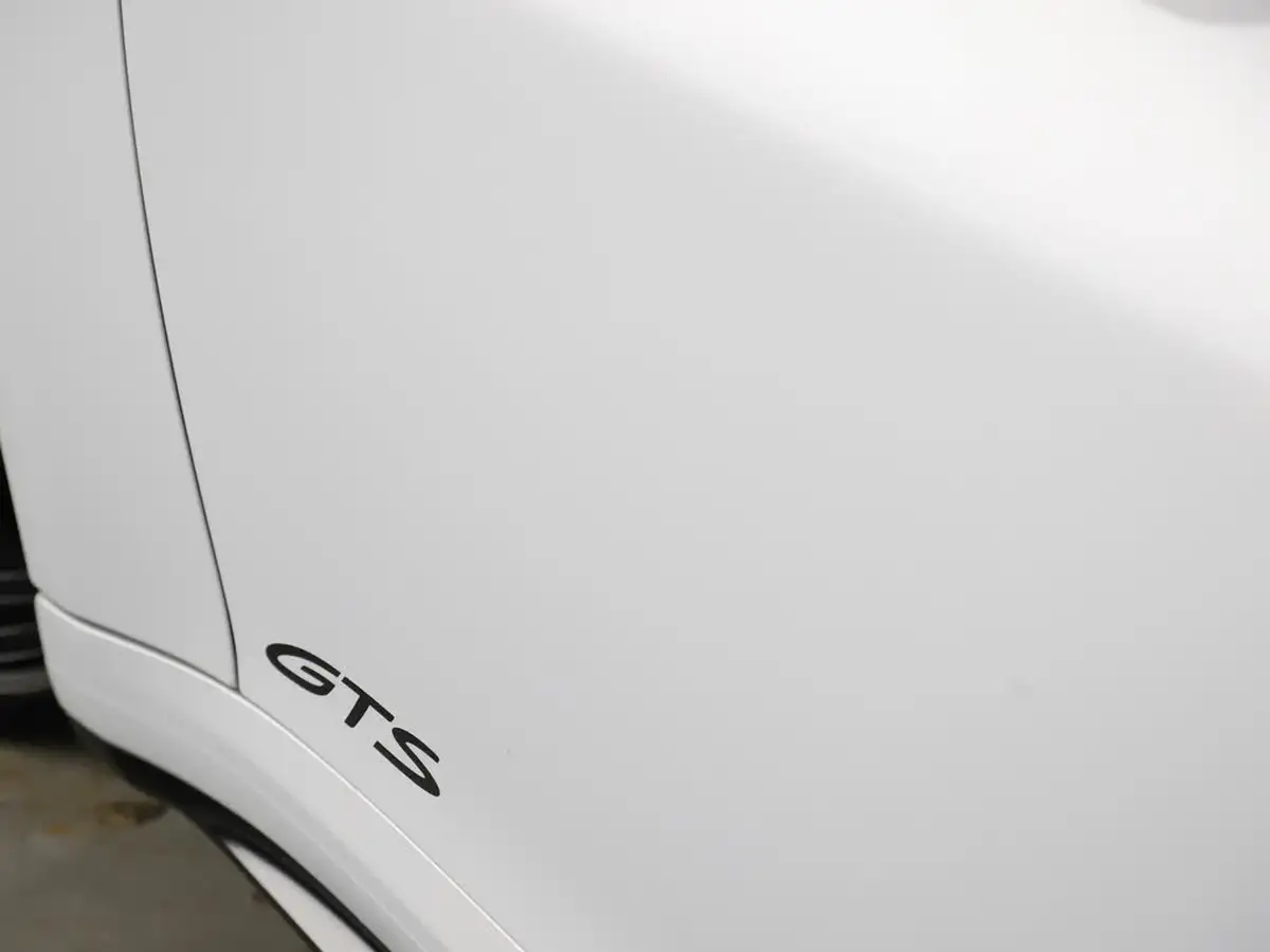 2024-porsche-911-30-carrera-4-gts-541ps-coupe-3591cc-pdk-big-24