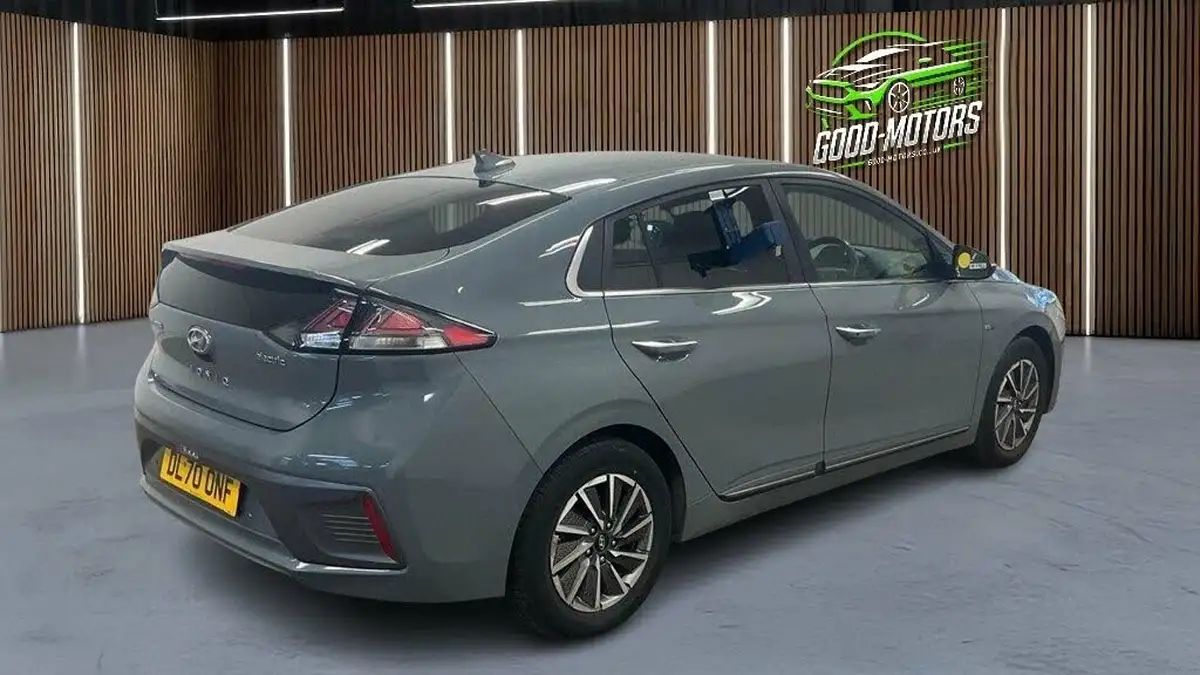 2020-hyundai-ioniq-e-premium-se-electric-100kw-big-4