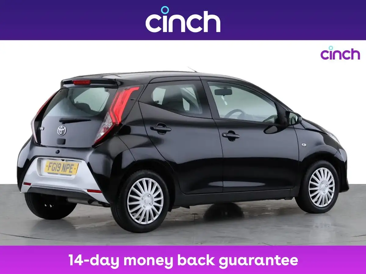 2019-toyota-aygo-10-vvt-i-x-play-big-8