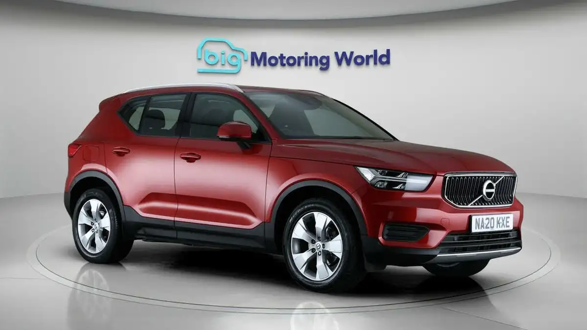 2020-volvo-xc40-15-t3-momentum-geartronic-big-0