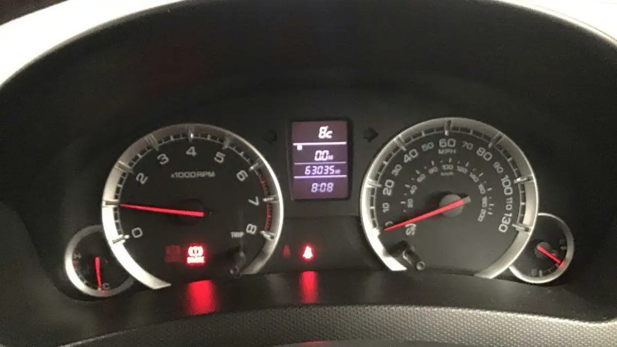 2010-suzuki-swift-12-sz3-5d-big-16