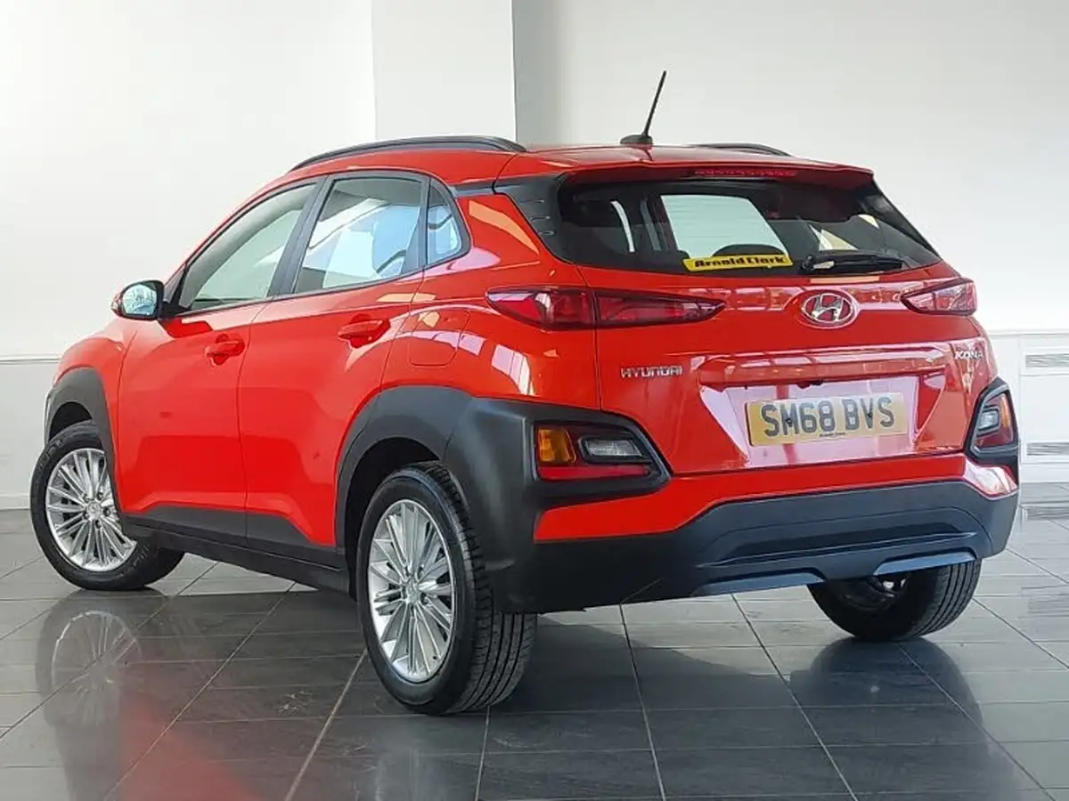 2018-hyundai-kona-10-t-gdi-se-big-1