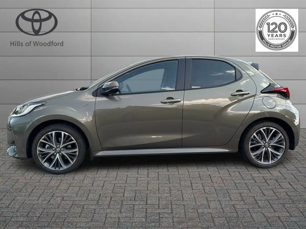 2024-toyota-yaris-15-vvt-i-excel-big-5