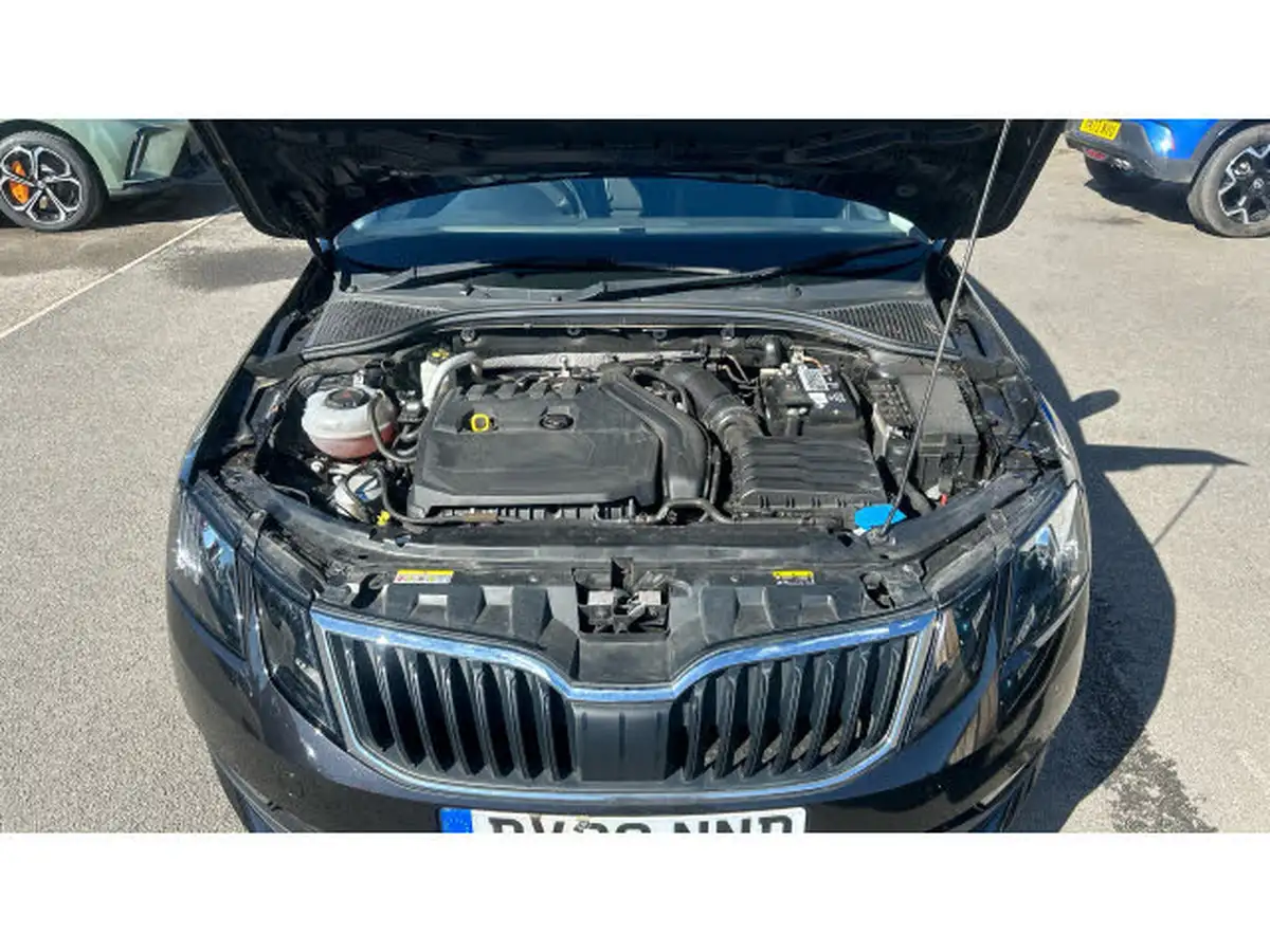 2020-skoda-octavia-15-tsi-se-drive-estate-dsg-big-7