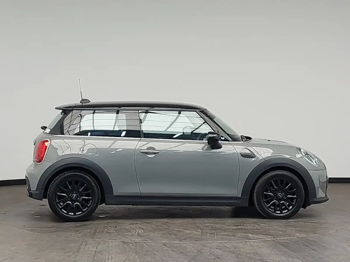 2021-mini-cooper-15-cooper-classic-hatchback-3d-auto-big-2