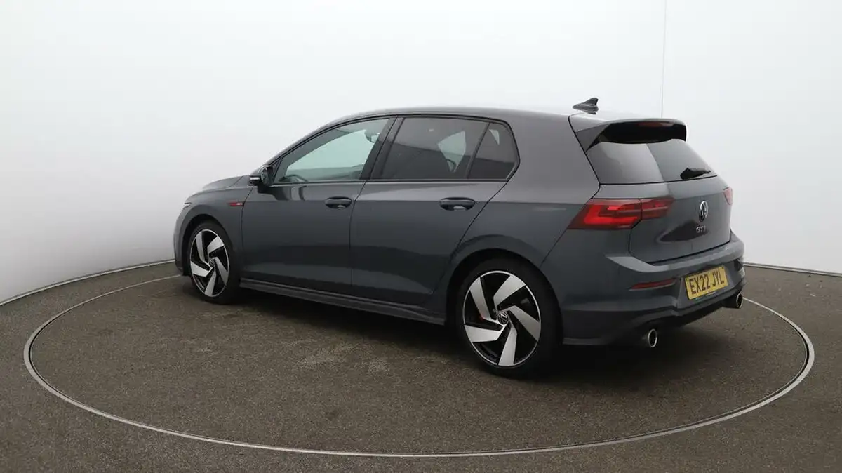 2022-volkswagen-golf-20-tsi-gti-dsg-big-57