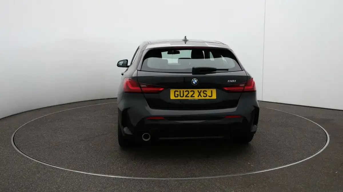 2022-bmw-1-series-15-118i-m-sport-lcp-big-57