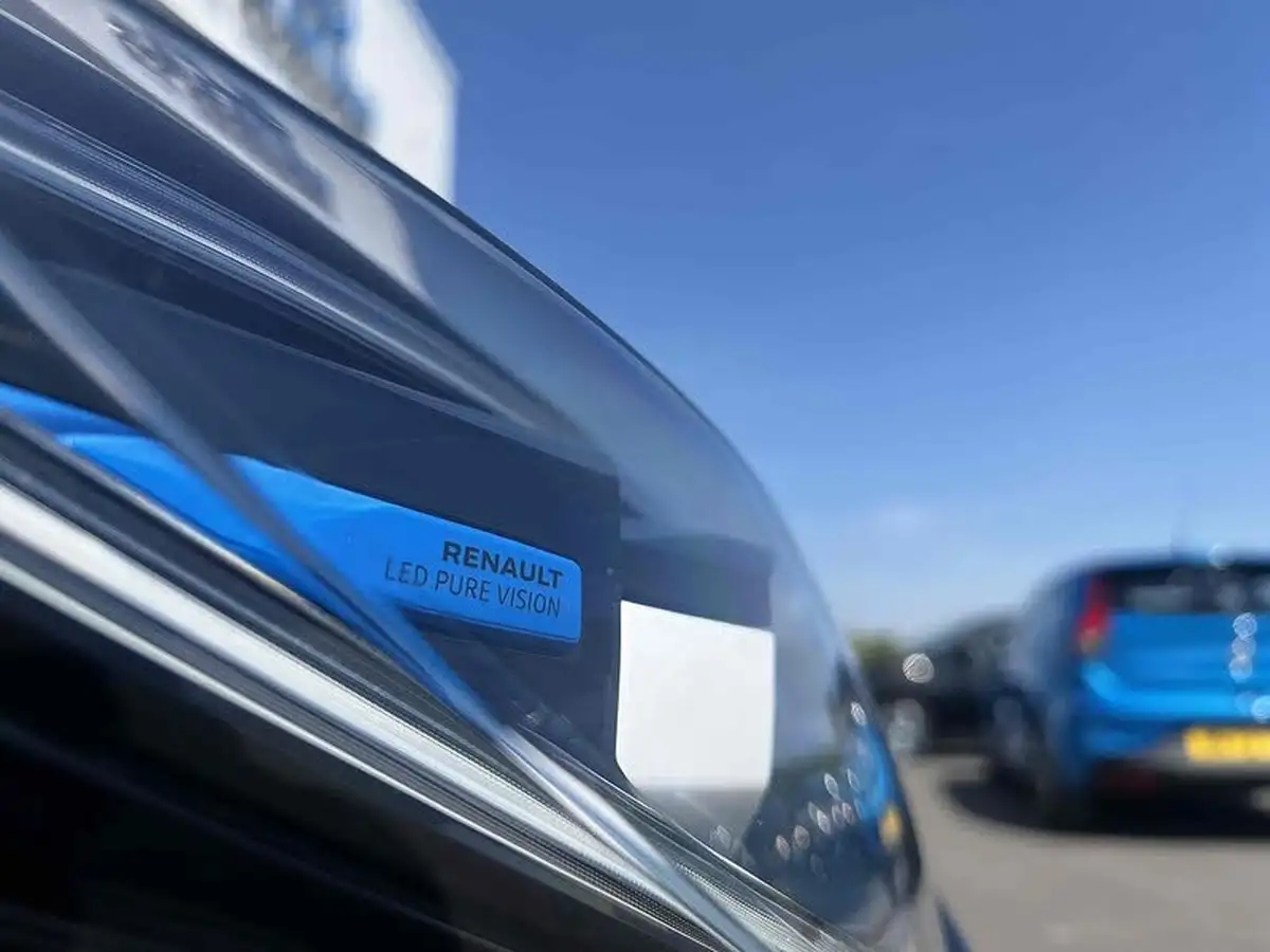2020-renault-zoe-e-i-gt-line-big-34