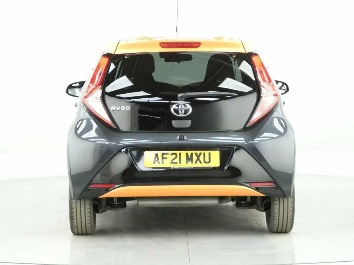 2021-toyota-aygo-10-vvt-i-jbl-edition-x-shift-big-8
