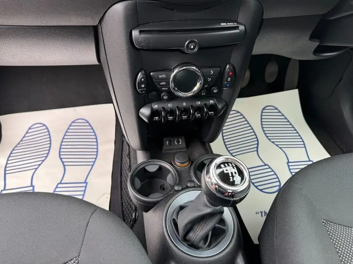 2012-mini-cooper-16-one-98bhp-sport-chili-hatchback-3d-big-20