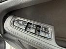 2016-porsche-macan-20-small-13