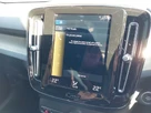 2022-volvo-xc40-15-t4-inscription-small-17