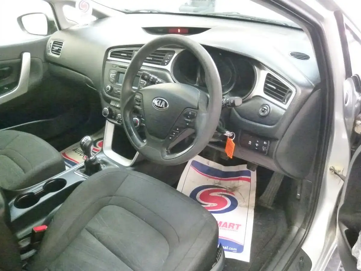 2018-kia-ceed-16crdi-1-sportswagon-big-13
