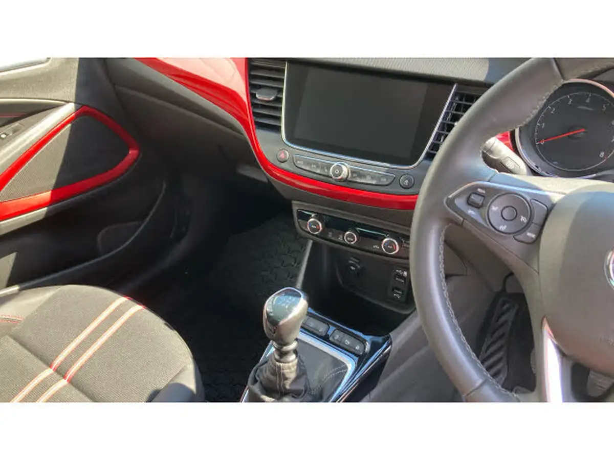 2023-vauxhall-crossland-12-gs-110ps-big-13