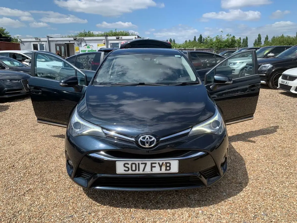 2017-toyota-avensis-20d-4d-business-edition-plus-saloon-4d-big-51
