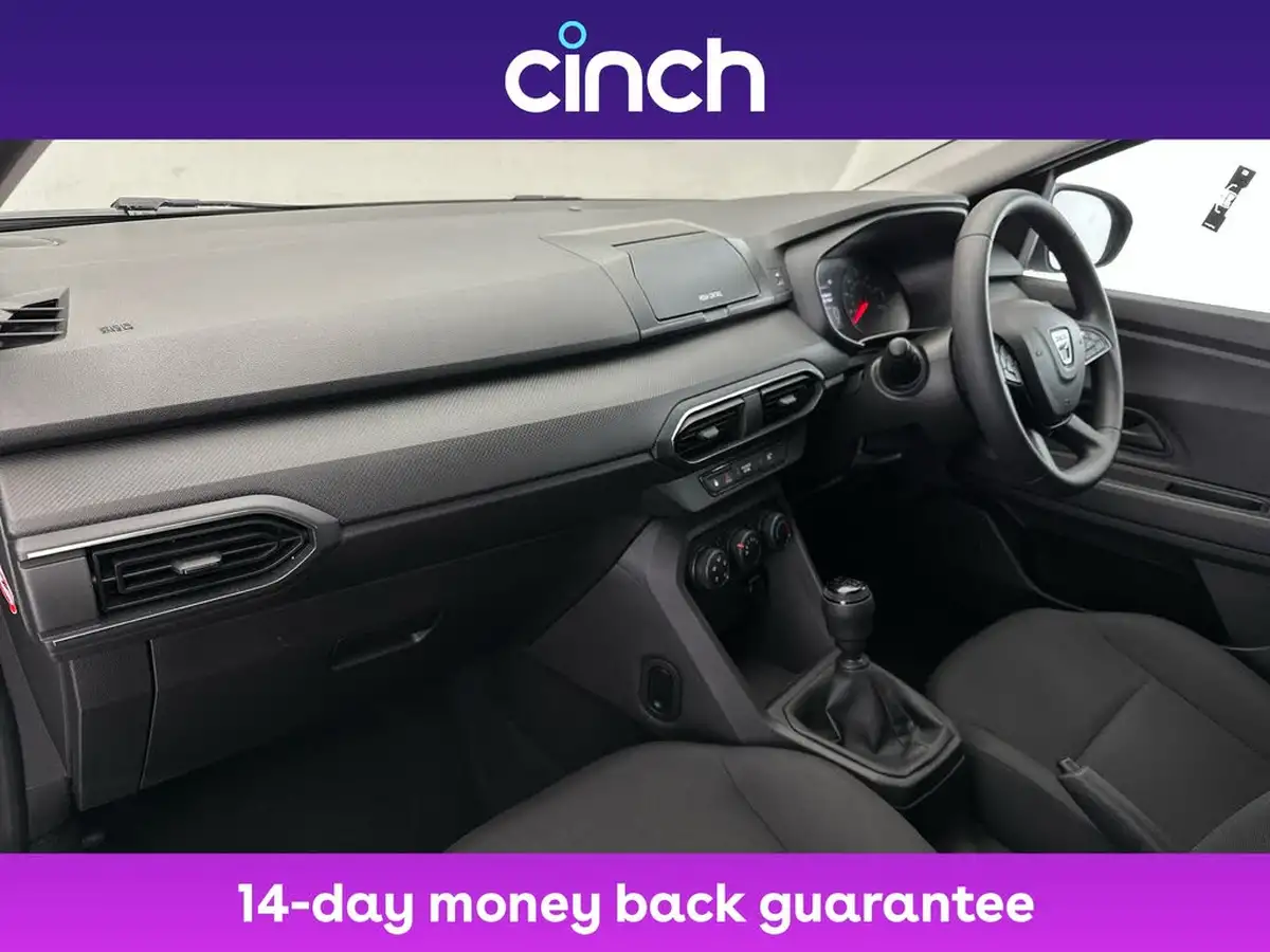 2022-dacia-sandero-10-sce-essential-big-13