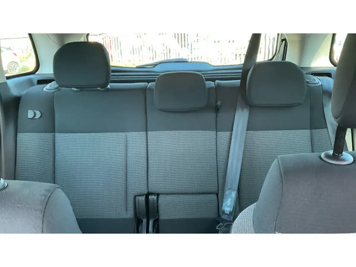 2019-citroen-c3-aircross-12-puretech-flair-110ps-ss-big-14