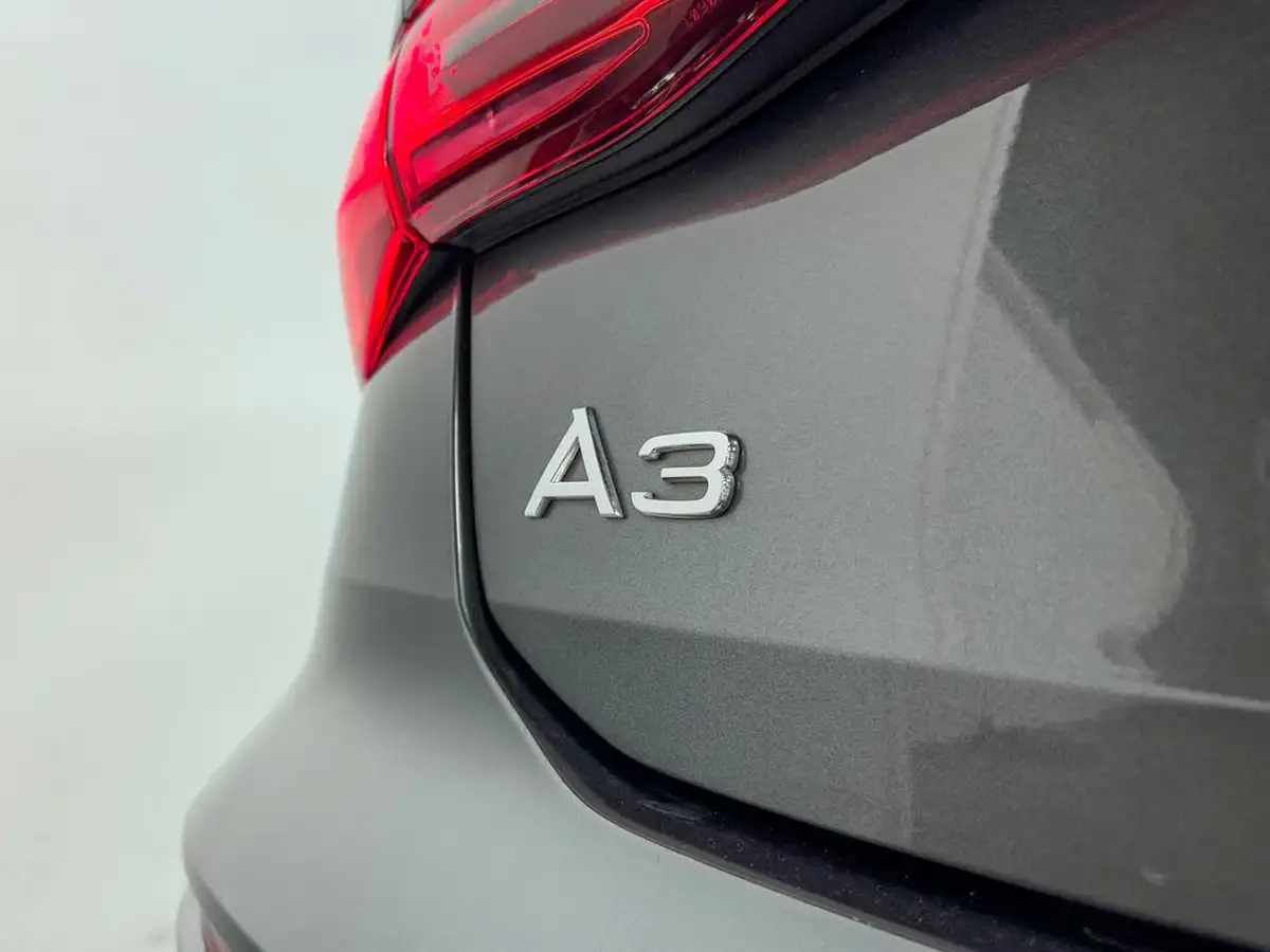 2021-audi-a3-14-40-tfsi-e-s-line-big-18