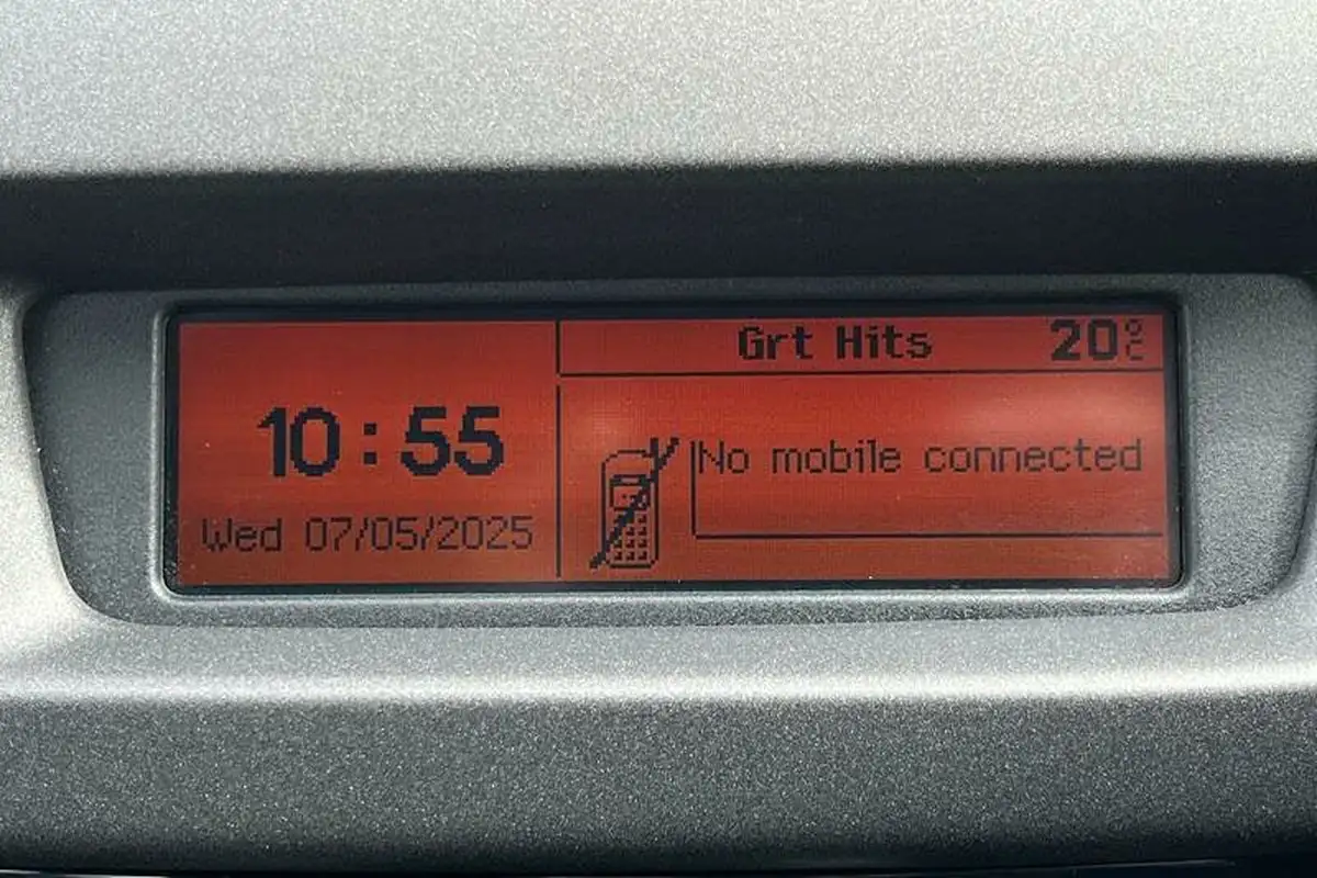 2015-citroen-c3-12-selection-big-28