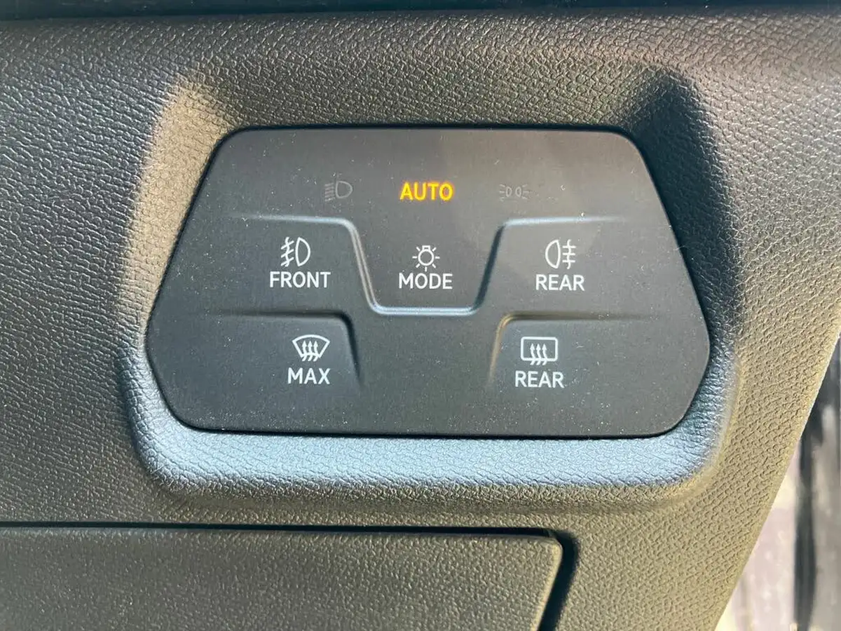2021-seat-leon-10-tsi-evo-fr-hatchback-big-35