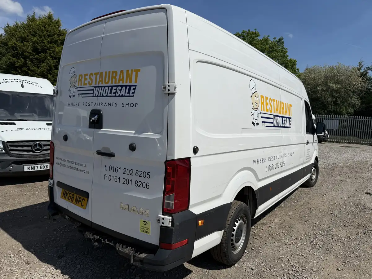 2018-man-tge-20-td-3140-long-rwd-high-roof-van-big-19