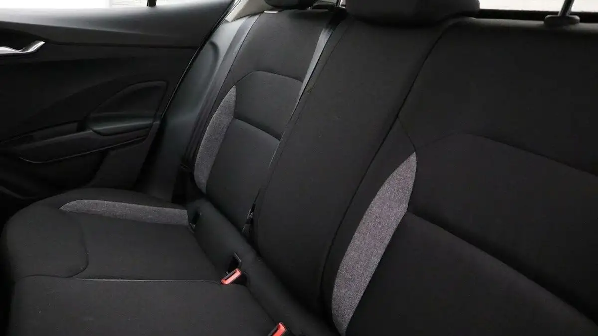 2023-skoda-fabia-10-tsi-se-comfort-109ps-dsg-big-8