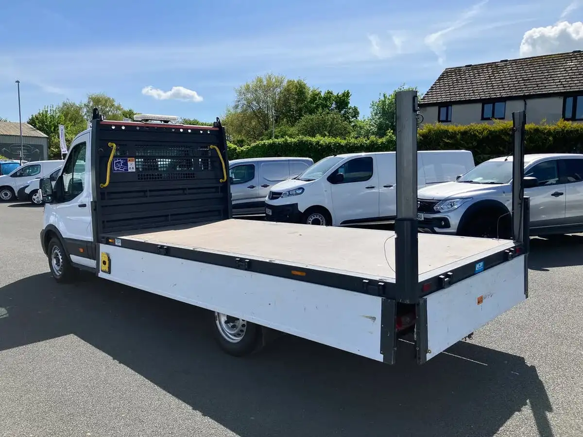 2022-ford-transit-20tdci-350-l2h1-leader-130pseu6dt-fwd-cab-big-7