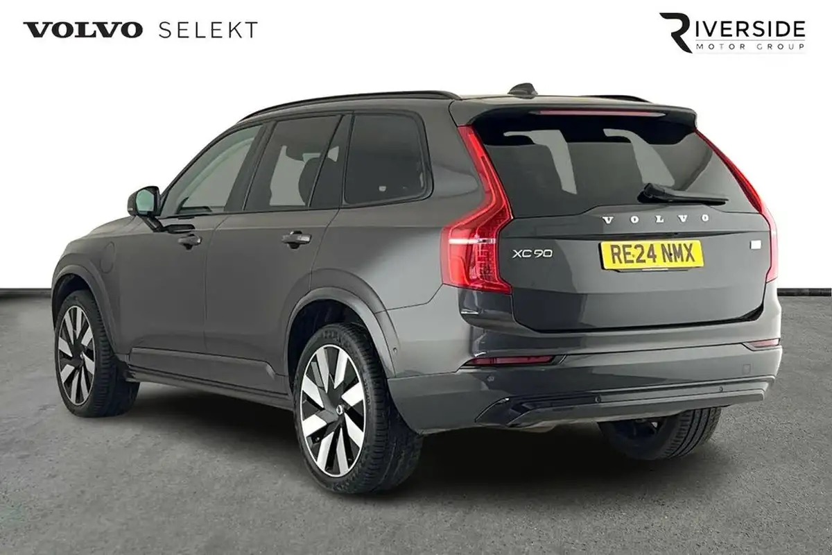 2024-volvo-xc90-20-t8-plus-big-2