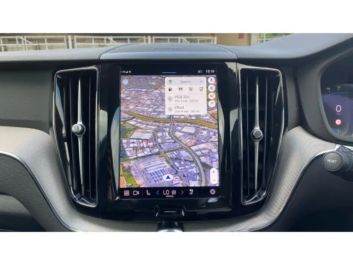 2024-volvo-xc60-20td-b4-plus-big-27