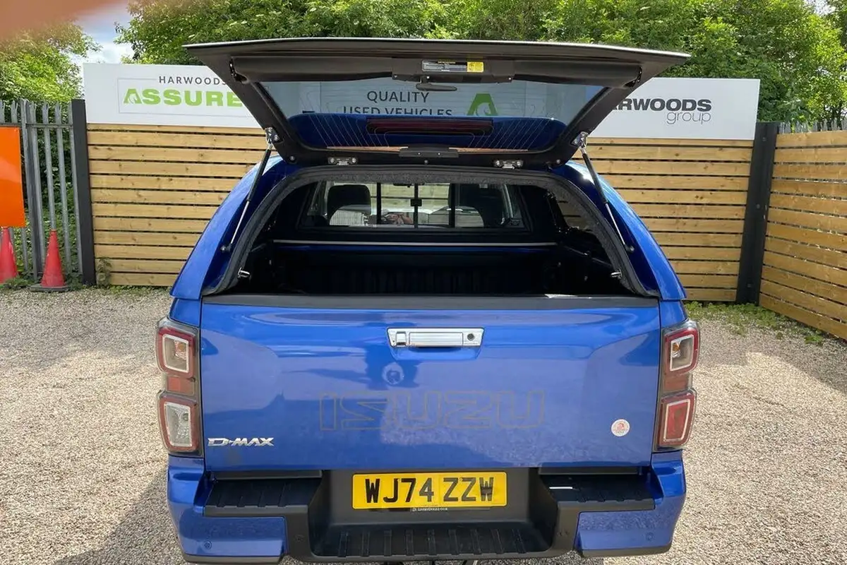 2024-isuzu-d-max-19td-dl40-auto-big-14