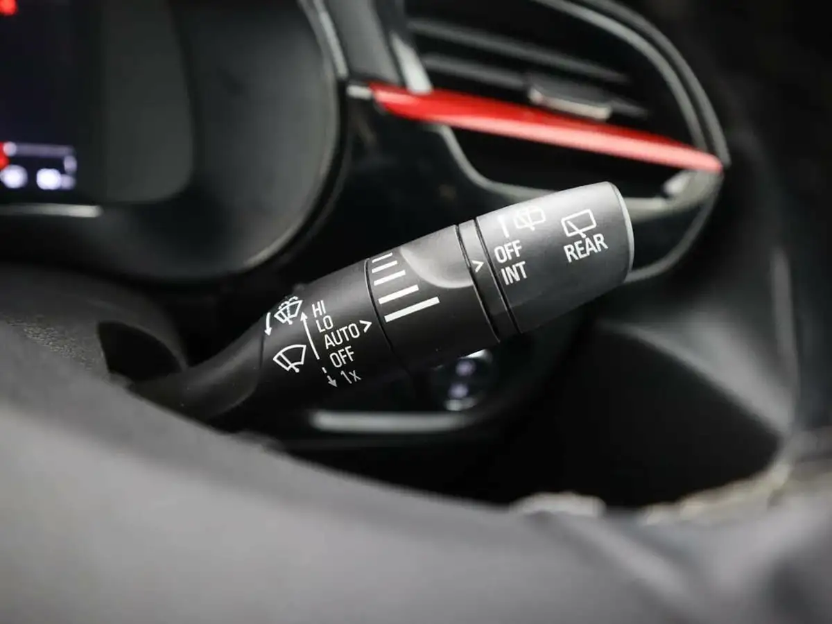 2022-vauxhall-corsa-12-turbo-gs-line-100ps-big-34